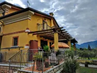 Sally's B&B Hotel a Marina di Massa