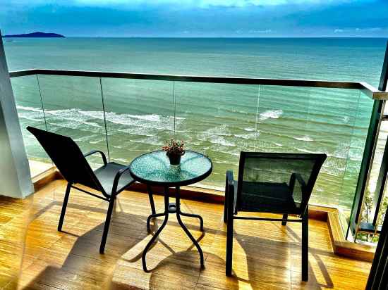 MRK Penthouse at Timurbay Rooms