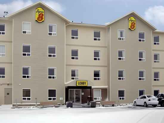 Super 8 by Wyndham Yellowknife Hotel Exterior