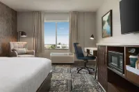 Four Points by Sheraton Sacramento International Airport Hotels near Riverfront Park