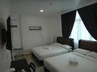 Hotel Seri Geliga Hotels near Pantai Teluk Mak Nik