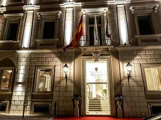 Grand Hotel Palace Hotel Exterior