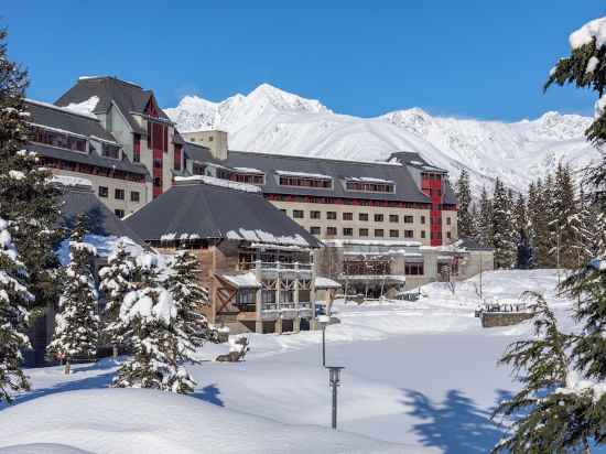 Alyeska Resort Hotel Exterior