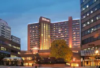 Hilton Albany Hotels near House of Glass Albany