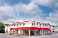 Super 8 by Wyndham Terre Haute Hotels near Maurices