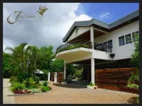 Jacana Amazon Wellness Resort