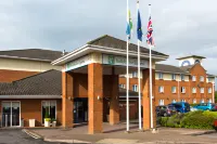 Holiday Inn Express Gloucester - South フレザーン・ウィズ・ソールのホテル