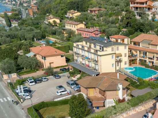 Hotel Garni Rosmari Hotel Exterior