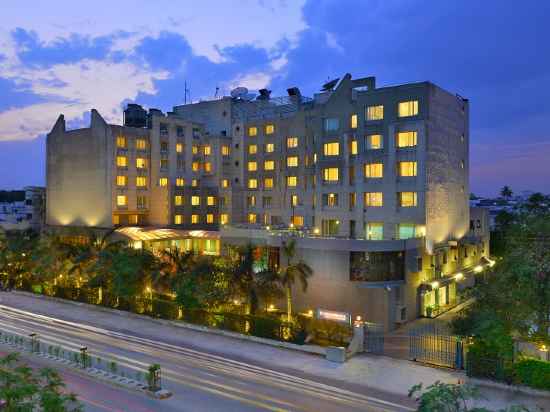 Vivanta Vadodara Hotel Exterior