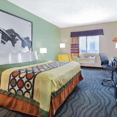 King Room-Non-Smoking Super 8 by Wyndham Kokomo Promo Code