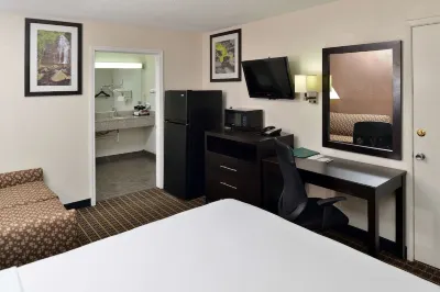 Quality Inn Hotels in Gonzales