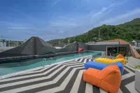 COSI Krabi Ao Nang Beach Отели рядом с достопримечательностью «Krabi Seaview Cabin Club 4»