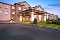 Holiday Inn Express Newport North - Middletown