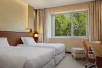 Four Points by Sheraton Kecskemet Hotel & Conference Center Hotels near Vadaspark