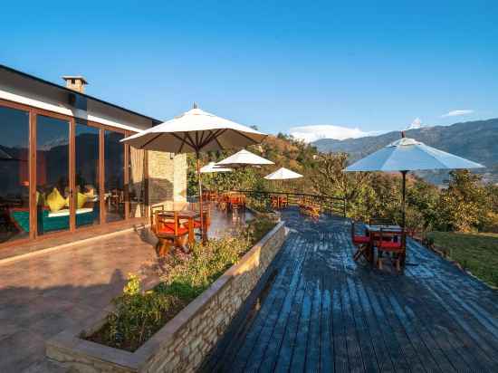 The Pavilions Himalayas Lake View Hotel Exterior