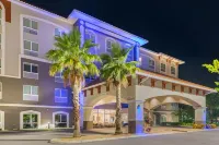 Holiday Inn Express & Suites ST. Petersburg - Madeira Beach Hotels in Madeira Beach