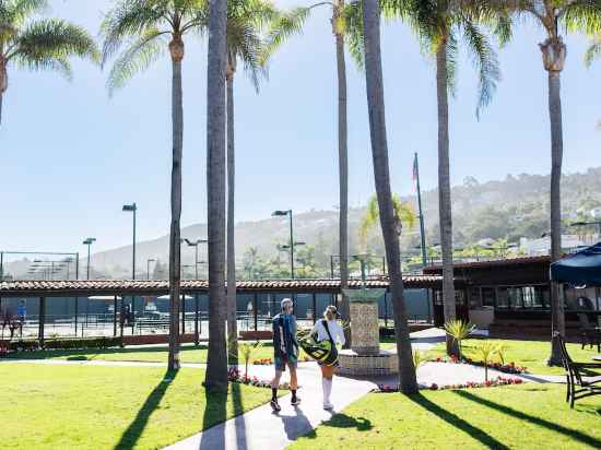 La Jolla Beach and Tennis Club Hotel Exterior