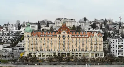 Mandarin Oriental Palace, Luzern Hotel dekat Old Town