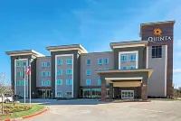 La Quinta Inn & Suites by Wyndham Dallas - Wylie Hotels near Dallas Love Field