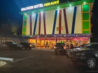 Hotel Halogen Merauke Hotel dekat Pengrajin Kulit Arek Boyo