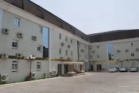 完美白金豪華度假村 Thought Pyramid Art Centre, Abuja.附近的飯店