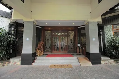 Sapta Nawa Resort 1 Gresik Hotel di Kebomas