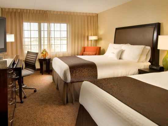 DoubleTree by Hilton Dulles Airport - Sterling Rooms