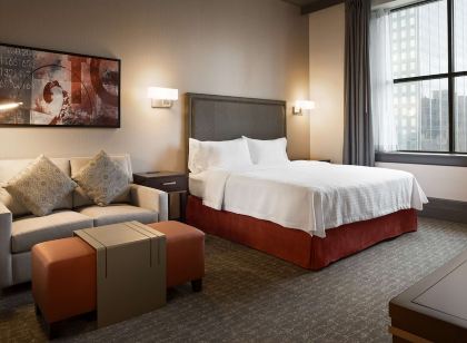 Homewood Suites By Hilton Milwaukee Downtown