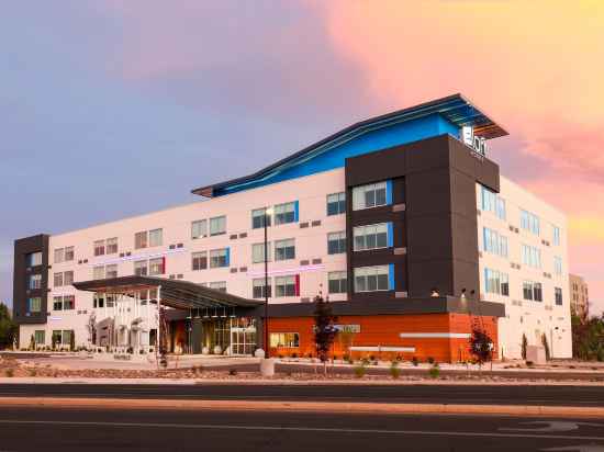 Aloft Reno-Tahoe International Airport Hotel Exterior