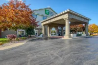 Holiday Inn Express & Suites Oshkosh-SR 41 Hotels near The Morgan House-WCHAS