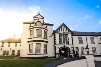 Royal Valentia Hotel Hotels near Inch Beach