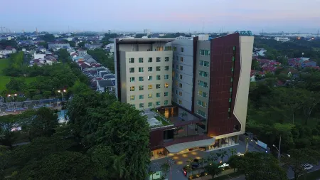 Hotel Ayola Lippo Cikarang