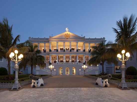 Taj Falaknuma Palace Hotel Exterior