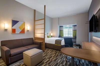 Microtel Inn & Suites by Wyndham Liberty/NE Kansas City Area Hotel di Liberty