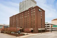 Days Inn by Wyndham Baltimore Inner Harbor Hotels near Washington Monument