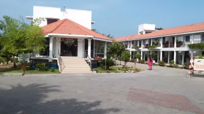 Hotel Sri Akshardham,Vaitheeswaran Koil Отели в г. Сирказай