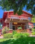 Lady Geneva Bed & Breakfast Hotels near Albertsons