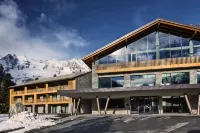 Grand Hotel Courmayeur Mont Blanc, by R Collection Hotels