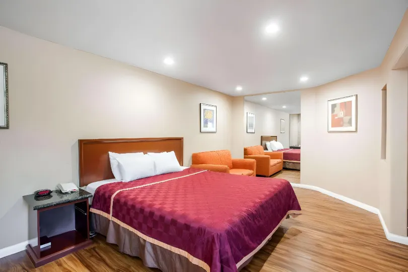 Express Inn & Suites Ontario Airport