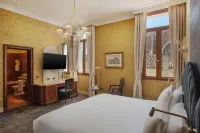 NH Venezia Santa Lucia Hotels near Neverland