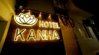 Hotel Kanha Hotels near Gandhi Park