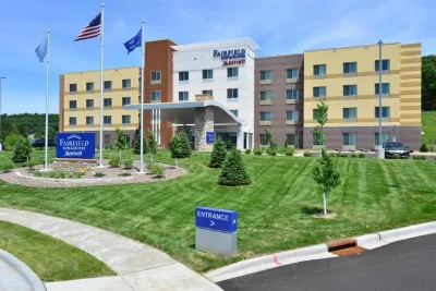 Fairfield Inn & Suites Eau Claire Chippewa Falls Hotels in Eau Claire