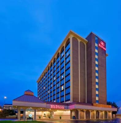 Hilton Springfield Hotels near Drikung Dharma Surya - Buddhist Temple