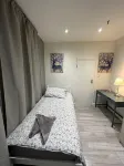 Nice Studio in London Hotels in North Acton