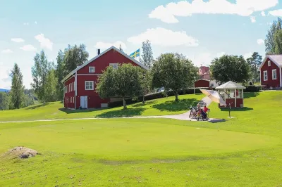 Norrfly Herrgård Hotels near Galvåns naturreservat