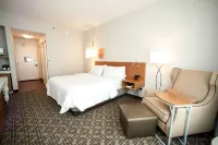 Hilton Garden Inn San Antonio/Live Oak Hotels near Stone Oak Pharmacy