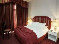 Addar Hotel Hotels near Jerusalem Yarmulka