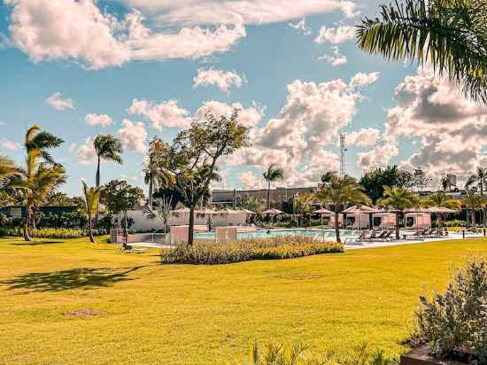 AC Hotel Punta Cana Hotel Exterior