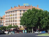 Hotel Puerta de Toledo Hotels near Ciclos Del Olmo