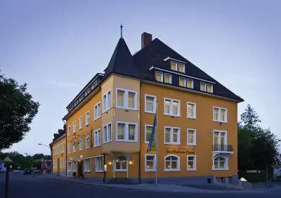 Ringhotel Zum Goldenen Ochsen Hotels in der Nähe von Yachthafen "Im Löchle"